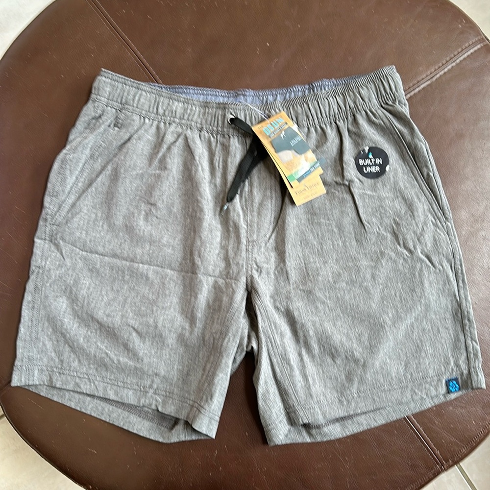 BOGO NWT Men’s Tailor Vintage Grey multifunctional Shorts size Large